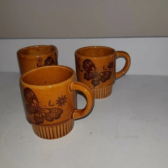 Coffee Cup Mug Lot Japan Pottery Vintage butterfly and flowers design 12'' tall - Picture 5 of 5